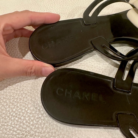 Chanel flip flops - Picture 7 of 8